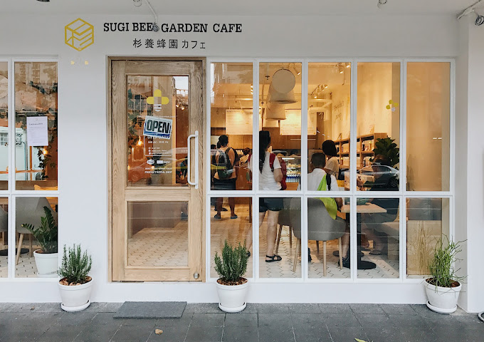 Sugi Bee Garden Café